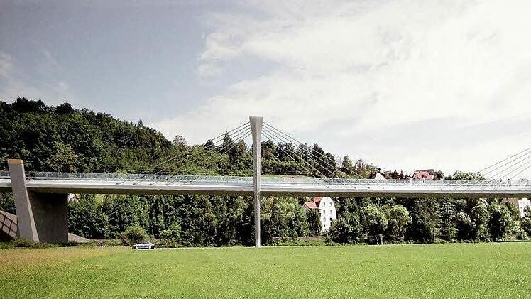Auch das Brücken-Sonderbauwerk über die Schorgast für die Unterstein acher Umgehung im Zuge der B 289 ist jetzt genehmigt. Computeranimation: Staatliches Bauamt Bayreuth