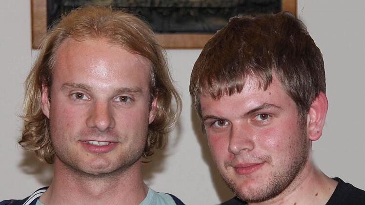 Stefan Erhard/ Fabian Hofmann: "Für die jungen Leute wird in Rannungen zum Beispiel im Sportverein und in der Feuerwehr eine sehr gute Jugendarbeit gemacht, eigentlich gibt es in unserem Dorf keinen weiteren Bedarf dafür."