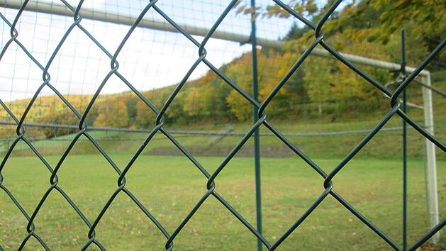 Der Fu&szlig;ballsport beim SV Wirmsthal ist zum Erliegen gekommen, weil keine Mannschaft mehr gestellt werden kann. An seine Stelle tritt ein Radsport-Trail als neue Nutzung.  Foto: Winfried Ehling