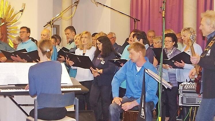 "Spirit Voices" stellten sich schon öfters in den Dienst der guten Sache. Foto: Archiv/Heike Schülein