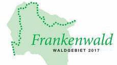 Das Logo zum Waldgebiet des Jahres zeigt, dass der Frankenwald sich auch über das Grüne Band (grüne Punkte) hinweg nach Thüringen erstreckt.
