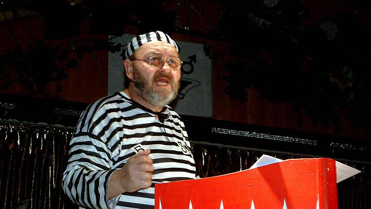 Diesmal als "Knacki" in der Zeller Bütt: Eberhard Breuning