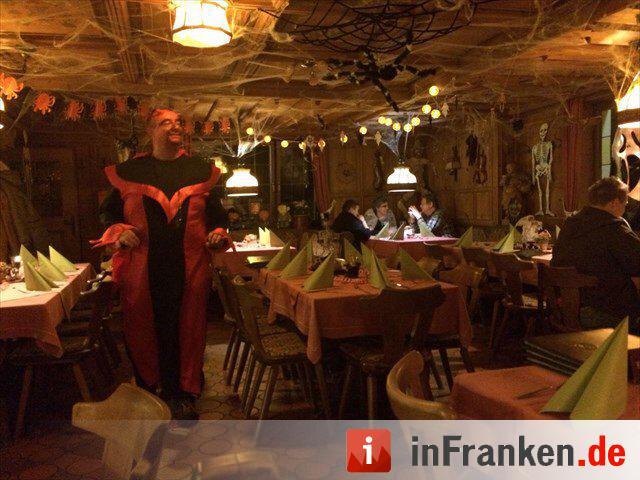 Wenn der "Meister" zur Halloween Party ruft....