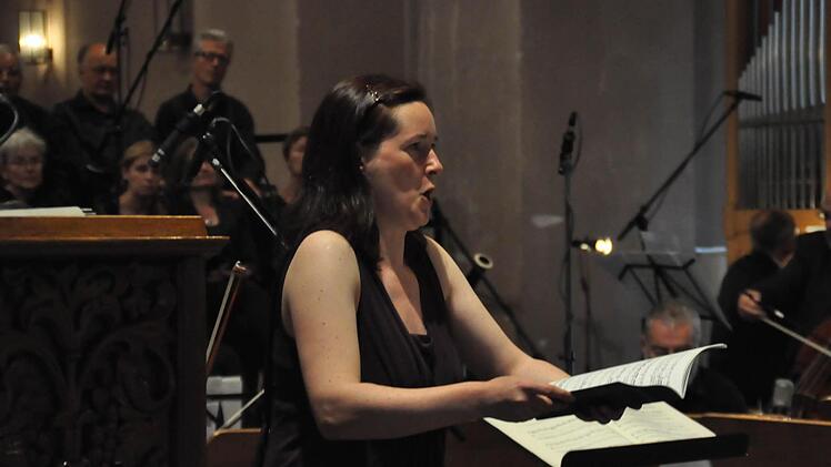 Katrin Edelmann (Alt).