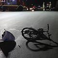 Am Samstagnachmittag wurde ein Radfahrer bei einem Unfall schwer am Kopf verletzt. Er musste mit einem Rettungshubschrauber ins Krankenhaus gebracht werden. Foto: News5/Fricke