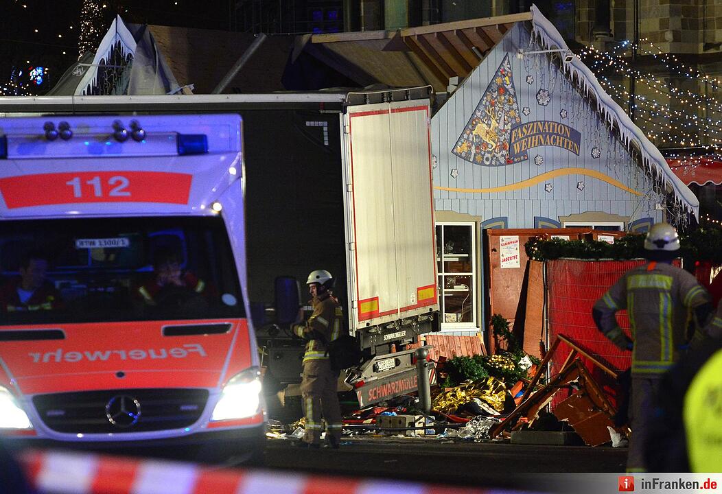 Möglicher Anschlag mit Lastwagen auf Weihnachtsmarkt