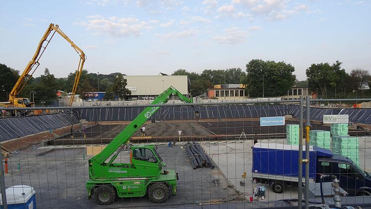 au-Chronik der neuen Angerhalle in Coburg: 14. September 2016.Foto: Jochen Berger