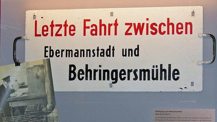 Streckenstilllegung — Zuglaufschild der letzten Fahrt