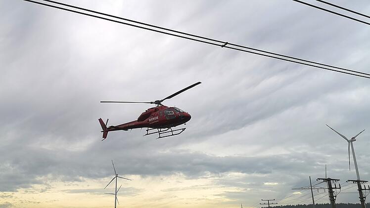 Ansbach: Helikopter fliegt seit mehreren Tagen nah über dem Boden - welche Gebiete betroffen sind