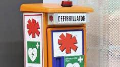 Der neue Defibrillator Foto: p