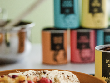 Dieser Gew&uuml;rze-Hersteller erlebte vor einigen Jahren einen Boom. Bekannt wurde die Marke durch ihre bunten Logos.