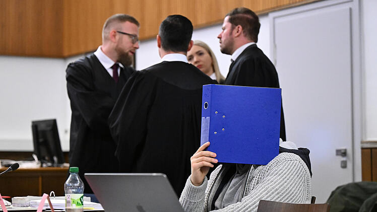 Prozess gegen "Life Coach" gestartet