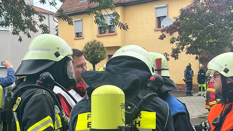 Marktheidenfeld: Feuer in Tiefgarage ausgebrochen - Mehrfamilienhaus evakuiert 