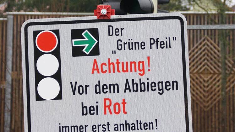 Gehört endgültig der Vergangenheit an: Hinweisschild auf den "Blechpfeil".