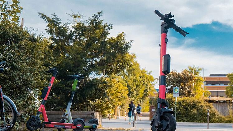 Nürnberg: E-Scooter-Verleihsystem - Neues Konzept für die Stadt entwickelt
