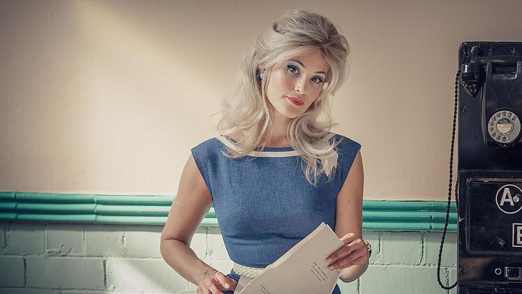 In "Funny Woman" spielt Gemma Arterton eine Schauspielerin, die die Sitcom-Welt der 1960er-Jahre aufmischt.