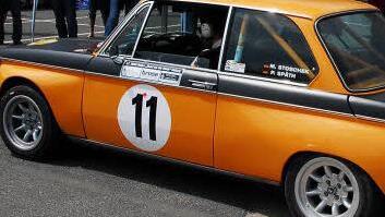 Rar und teuer: Ein rennfertiger BMW 2002. Foto: Archiv