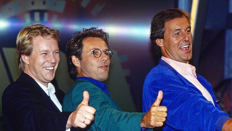 In der SAT.1-Fu&szlig;ballsendung "ran" war Reinhold Beckmann (Mitte) neben Johannes B. Kerner und J&ouml;rg Wontorra einer der Moderatoren.