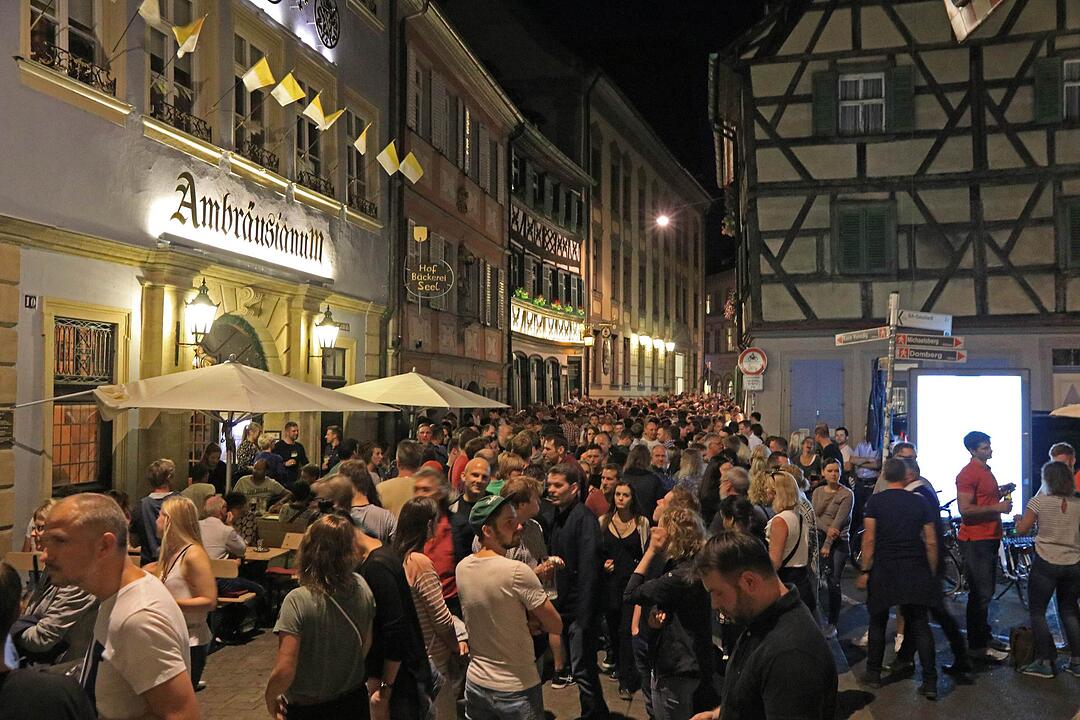 Entspannter Auftakt für die "wilde Sandkerwa"