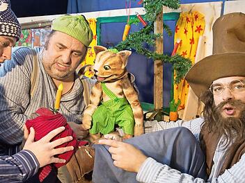 Szene aus "Petterson kriegt Weihnachtsbesuch" Foto: p