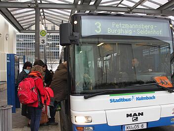 Die veränderten Routen mancher Stadtbuslinien monierten einige Kulmbacher bei der Bürgerversammlung im Rathaus. Foto: Archiv