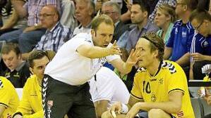 HSC-Trainer Jan Gorr war im letzten Heimspiel mit seinem Shooter Matthias Gerlich unzufrieden, doch der Rückraum-Kanonier nahm sich die mahnenden Worte anscheinend zu Herzen, denn im Auswärtsspiel in Aue war der Neuzugang mit Abstand bester Coburger Werfer.