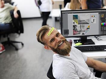 Eine neue Studie hat erstmals einen Zusammenhang zwischen Optimismus und dem Risiko für Schlaganfälle entdeckt. Symbolbild: pixabay.com/rawpixel