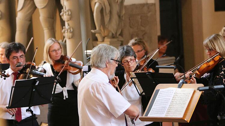 Impressioen von der Serenade mit dem Collegium musicum Coburg in der Schlosskirche AhornFoto: Jochen Berger