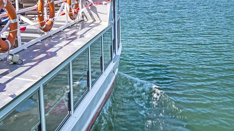Fahrt über den Diemelsee mit dem Ausflugsschiff "MS Muffert".