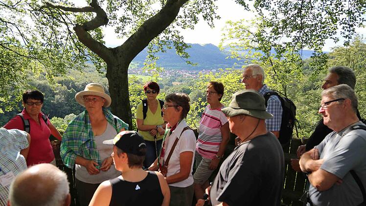 Am Burgstein Foto: Franz Galster