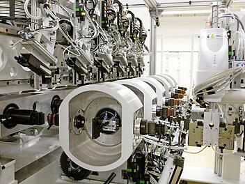 Elmotec stellt unter anderem Wickelautomaten für die Großserienfertigung von Elektromotoren her. Foto: Elmotec Statomat