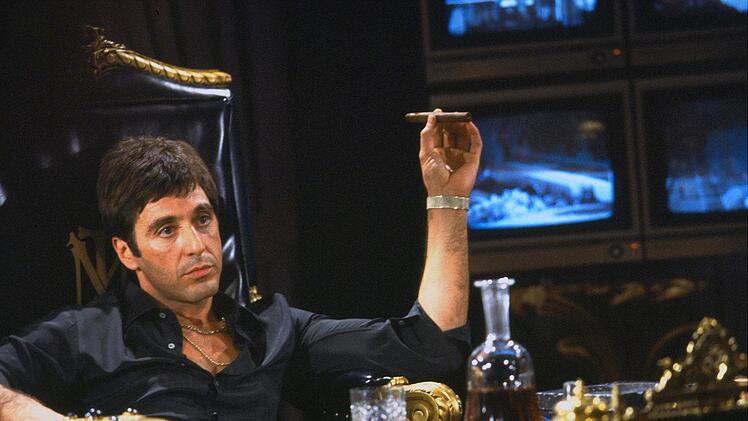 Al Pacino spielt "Scarface" Tony Montana, der vom Tellerw&auml;scher zum Drogenboss aufsteigt.
