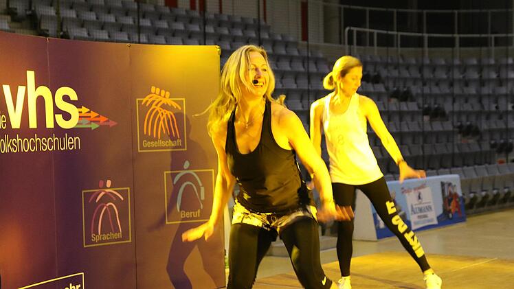 Fetzig und flott ging es zu bei der 1. Coburger Fitnessnacht. Foto: Wolfgang Desombre