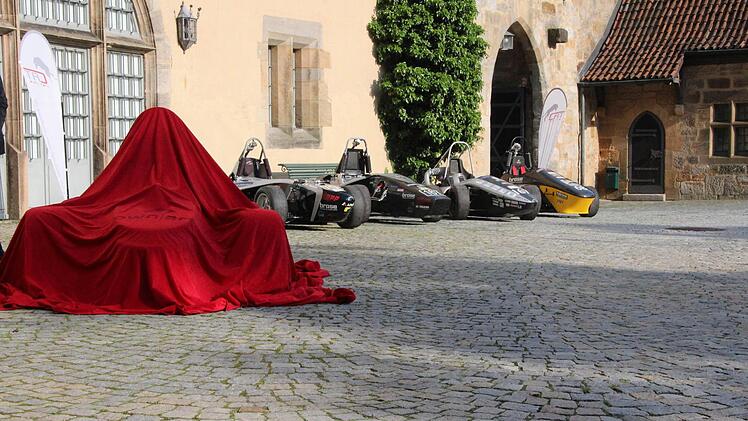 Die Männer und Frauen vom "Cat-Racing"-Team machten es spannend.