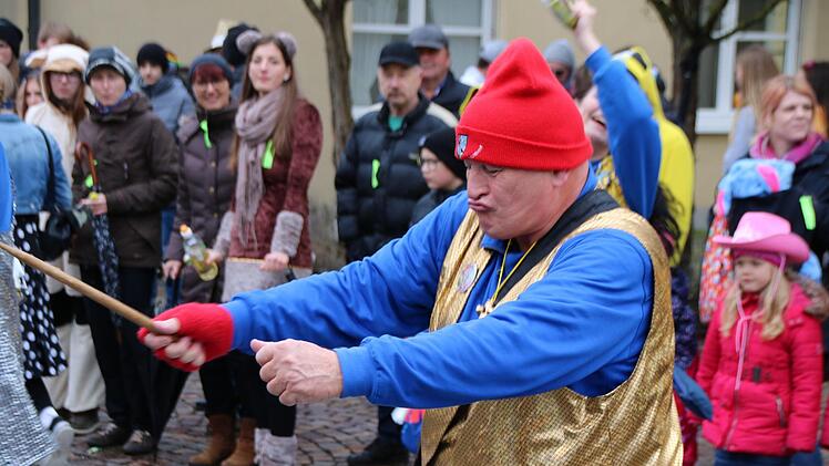 Immer dabei ist die Sambagruppe Schweinfurt. Thomas Malz