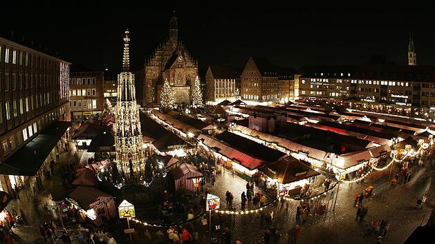N&uuml;rnberger Christkindlesmarkt 2023 "gro&szlig;er Erfolg": Hohe Besucherzahlen trotz Hindernissen
