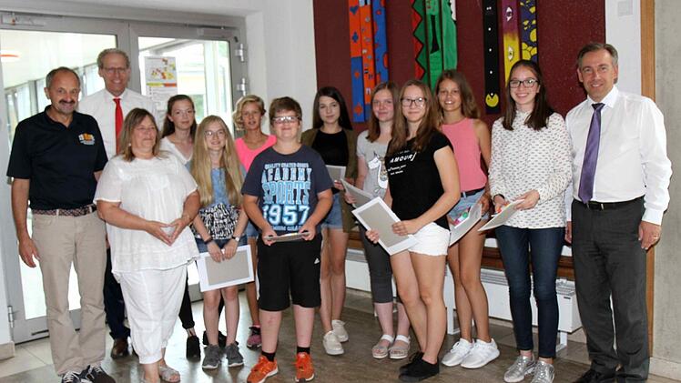 Die Schüler wurden klassenweise geehrt.  Foto: Richard Sänger