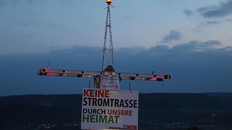 Protest gegen die Stromtrasse bei Elfershausen. Foto: Gerd Schaar
