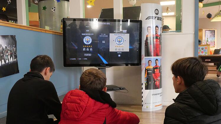 Bad Kissingen: KGames 2023 starten in K&uuml;rze - Stadt l&auml;dt zum Zocken neuester Spiele ein