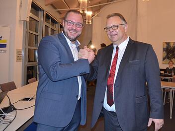 Sebastian Straubel (CSU, links) und Martin Stingl (SPD) sind die Kandidaten für die Stichwahl  um das Amt des Coburger Landrats am 10. Februar.Rainer Lutz