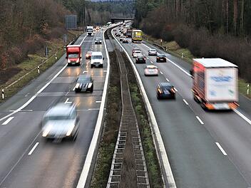 Verkehr_Stra&szlig;e_Autobahn01