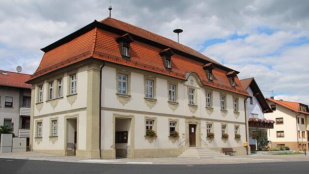 Im Wachenrother Rathaus hat es Spannungen gegeben. Foto: Niklas Schmitt
