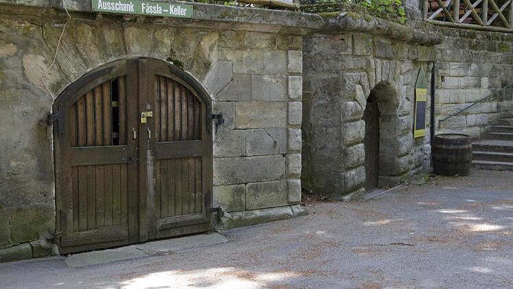 Jeder Forchheimer Keller steht auf einer eigenen Rechtsgrundlage. Daher kann es keine Satzung für die Sanierung geben.  Foto: Josef Hofbauer