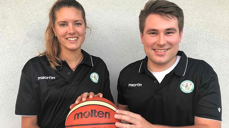 Trainer Konstantin Hammerl (r.) und Neuzugang Eva Marschallprivat