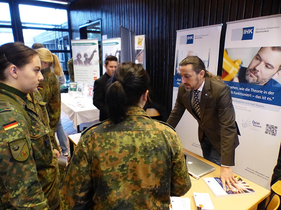 Jobmesse der Bundeswehr