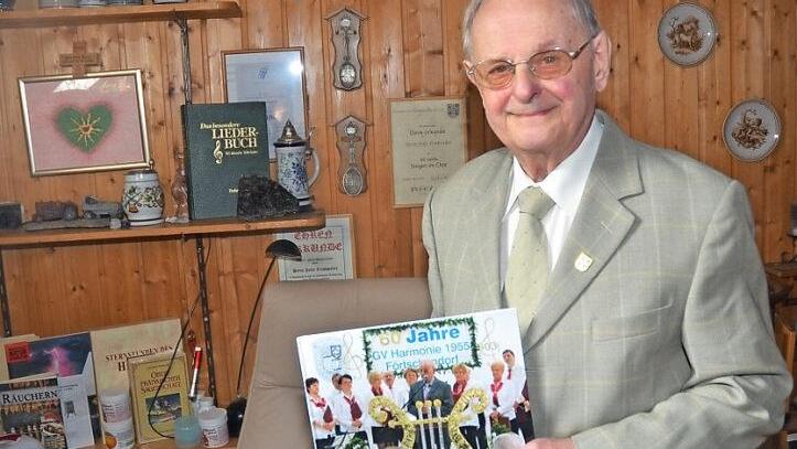 Peter Trinkwalter wird eine hohe Ehrung erfahren. Seit 50 Jahren ist er 1. Vorsitzender des Gesangvereins Förtschendorf, das ist einzigartig in der Sängergruppe und wohl nicht nur bei ihr.  Foto: Karl-Heinz Hofmann