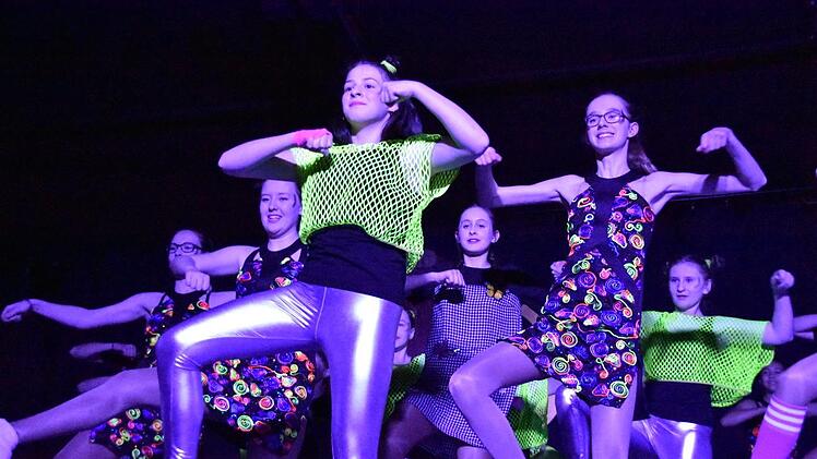 Die Showtanzgarde mit einem Medley Uschi Prawitz