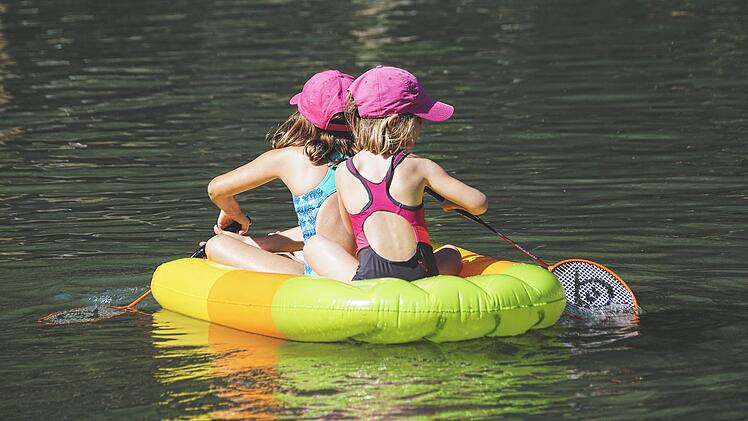 DLRG warnt vor Luftmatratzen: Gefahr beim Baden