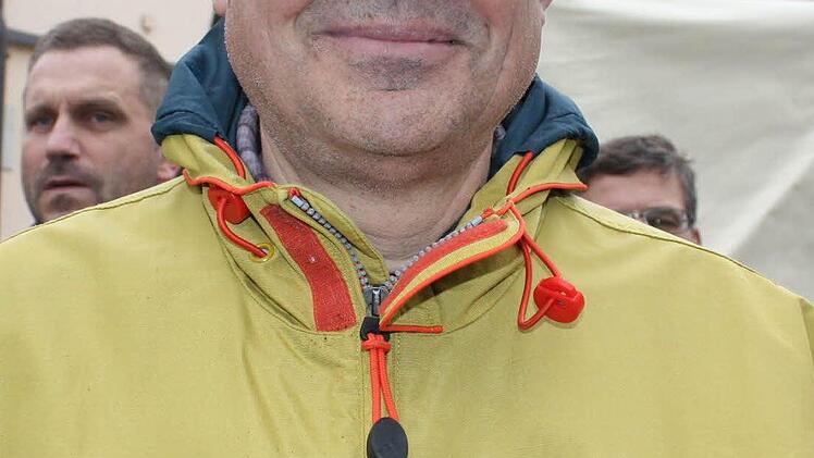 Heinrich Kratz (Stammtisch Bewegung 22. März): " Früher haben wir's gemacht, jetzt machen es die Jungen. Und im Wald, da gibt es immer noch was Gutes zu essen - allen Damen sei Dank. Und außerdem: Ich bin immer noch dabei, weil's einfach schee ist."