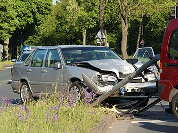 Verkehrsunfall nach Rotlichtmissachtung